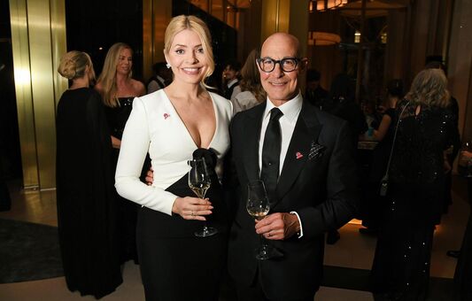 Holly Willoughby Nude Leaks OnlyFans Photo 220