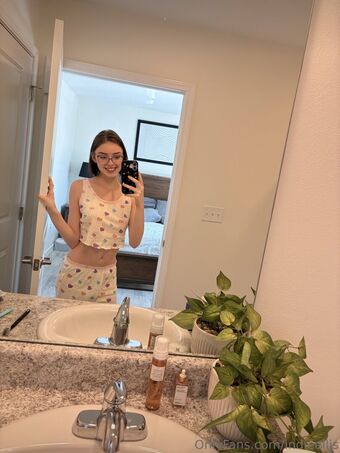 indieellis Nude Leaks OnlyFans Photo 12