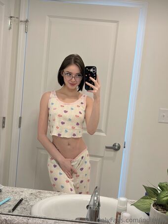 indieellis Nude Leaks OnlyFans Photo 16