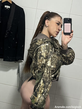 Isiglock_ Nude Leaks OnlyFans Photo 12