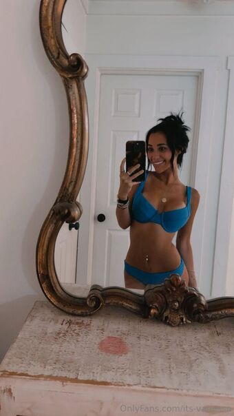 hangoutwithvanessa Nude Leaks OnlyFans Photo 4