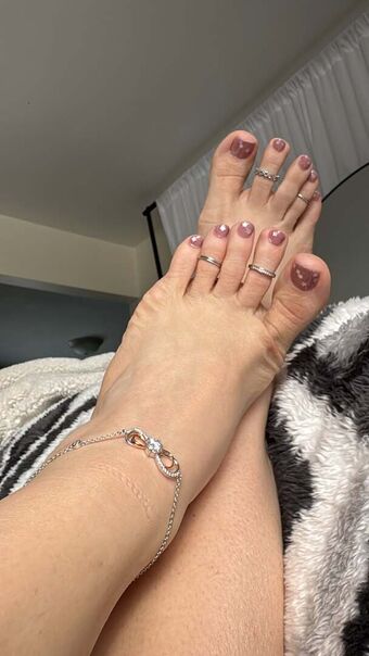 joyfullfeet Nude Leaks OnlyFans Photo 29