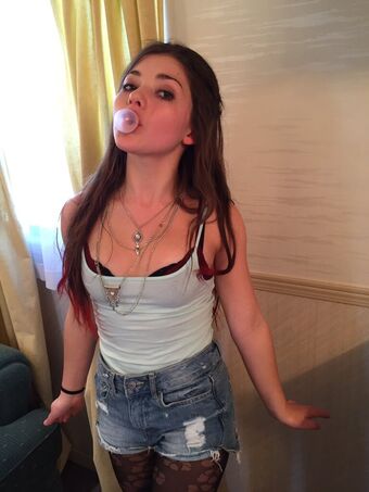 Katie Douglas Nude Leaks OnlyFans Photo 34