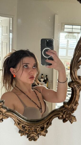 Katie Douglas Nude Leaks OnlyFans Photo 35