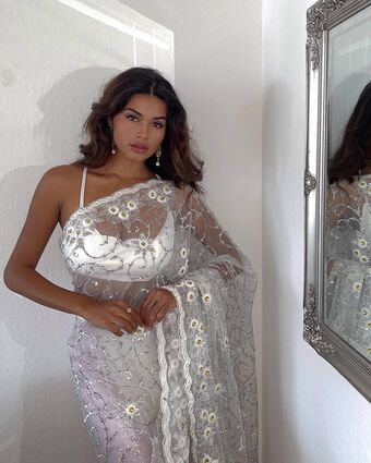 Komal Ilsanker Nude Leaks OnlyFans Photo 2