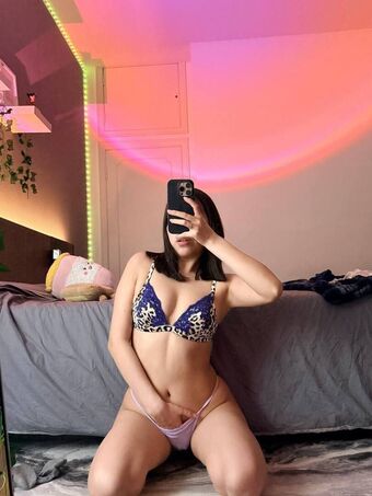 laalemonz Nude Leaks OnlyFans Photo 14