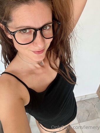 lemery Nude Leaks OnlyFans Photo 15