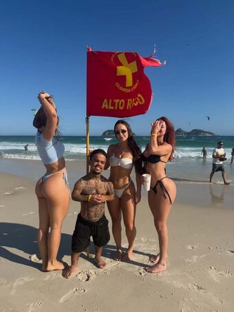 Letycia Soares Nude Leaks OnlyFans Photo 1