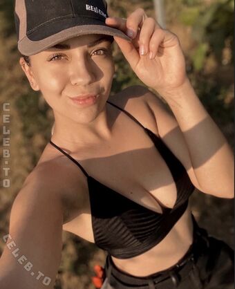 Lisa Reichardt Nude Leaks OnlyFans Photo 8