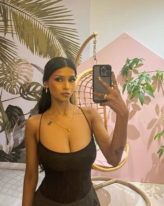 maalavigaxx Nude Leaks OnlyFans Photo 12