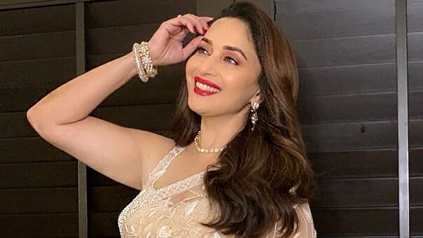 Madhuri Dixit Nude Leaks OnlyFans Photo 3