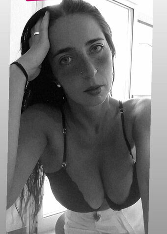 Magui Coente Nude Leaks OnlyFans Photo 6