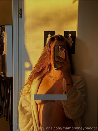 mamahoneybadger Nude Leaks OnlyFans Photo 20