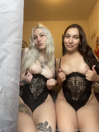 Mélina Roy Nude Leaks OnlyFans Photo 11