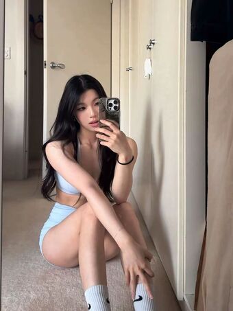 Miaohuchi Nude Leaks OnlyFans Photo 5