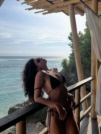 Michelle Andrade Nude Leaks OnlyFans Photo 14