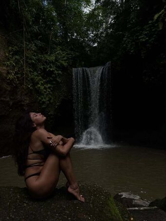 Michelle Andrade Nude Leaks OnlyFans Photo 13