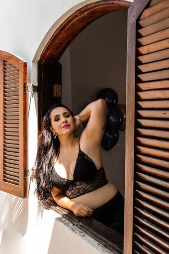 Minhas Parentes Nude Leaks OnlyFans Photo 11