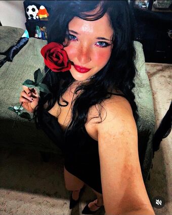 miss.molotov Nude Leaks OnlyFans Photo 28