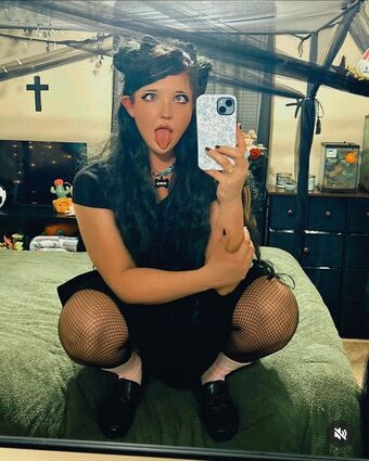 miss.molotov Nude Leaks OnlyFans Photo 25