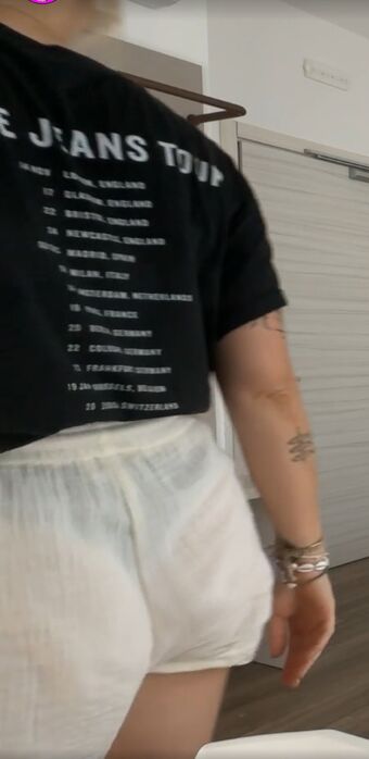 Naguura Nude Leaks OnlyFans Photo 14