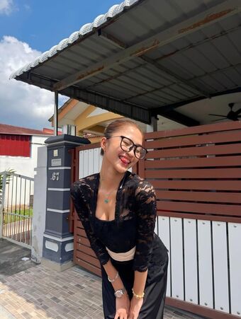 Nelissaemielda Nude Leaks OnlyFans  – Leaked Models