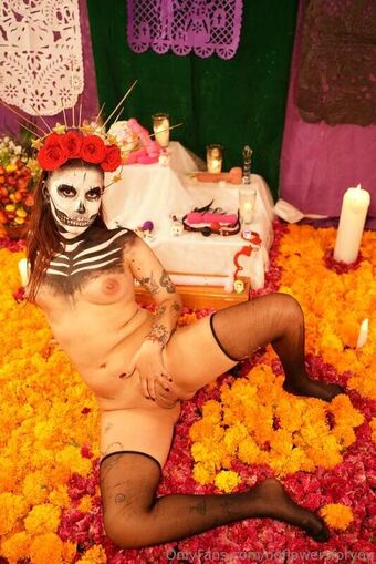 noflowersforyou Nude Leaks OnlyFans Photo 113