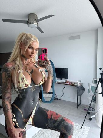 Oksana R Nude Leaks OnlyFans Photo 4