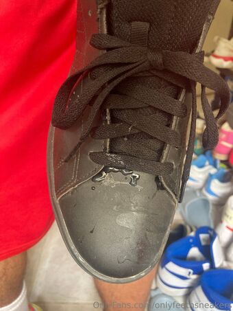 onlyfeetnsneakers Nude Leaks OnlyFans Photo 32