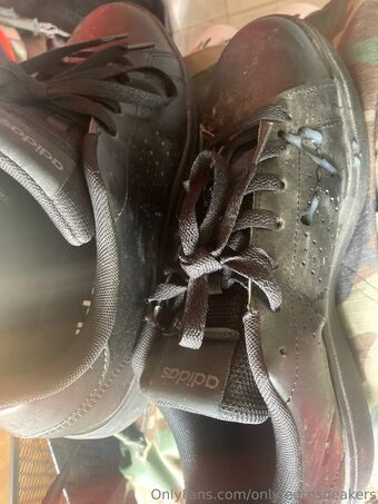 onlyfeetnsneakers Nude Leaks OnlyFans Photo 33