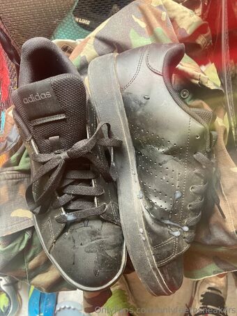 onlyfeetnsneakers Nude Leaks OnlyFans Photo 31