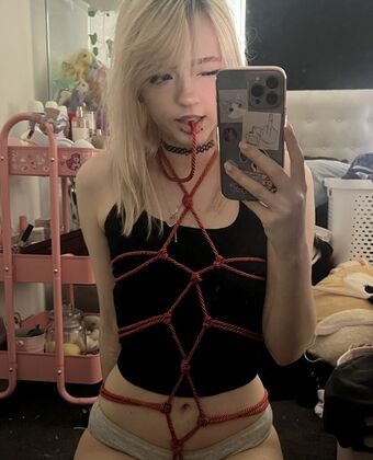 Pawiimiina Nude Leaks OnlyFans Photo 5