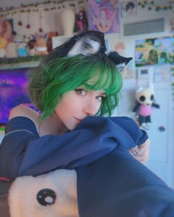 Pearythecatapus Nude Leaks OnlyFans Photo 12