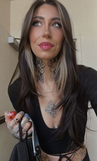 screamformepoe Nude Leaks OnlyFans Photo 9