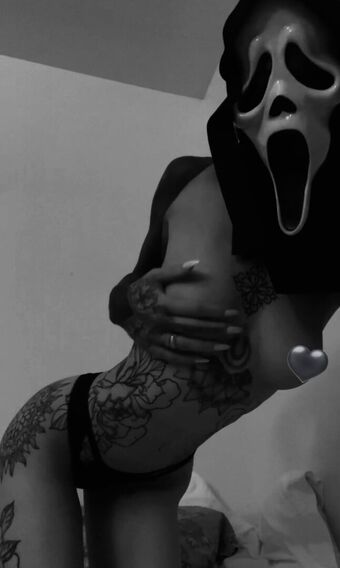 screamformepoe Nude Leaks OnlyFans Photo 10