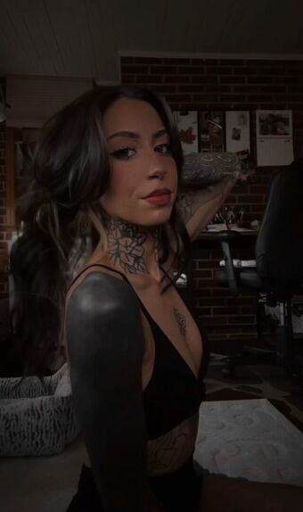 screamformepoe Nude Leaks OnlyFans Photo 6