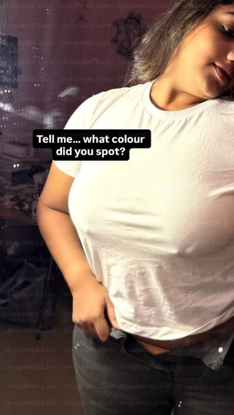 Saranya Santhosh Nude Leaks OnlyFans Photo 5