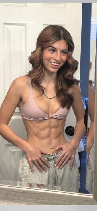 Scarlettviper Nude Leaks OnlyFans Photo 1