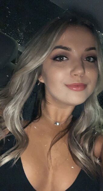 Sydney Applegate Nude Leaks OnlyFans Photo 35