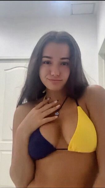 Talu Pellegrino Nude Leaks OnlyFans Photo 3