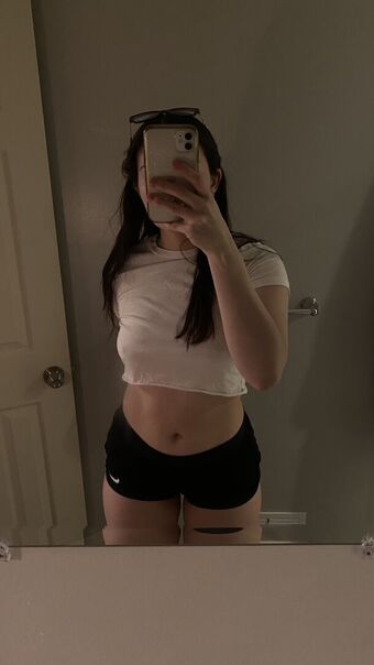 Thereal.mariie Nude Leaks OnlyFans Photo 1