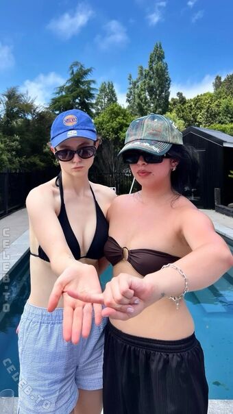 Thomasin McKenzie Nude Leaks OnlyFans Photo 147