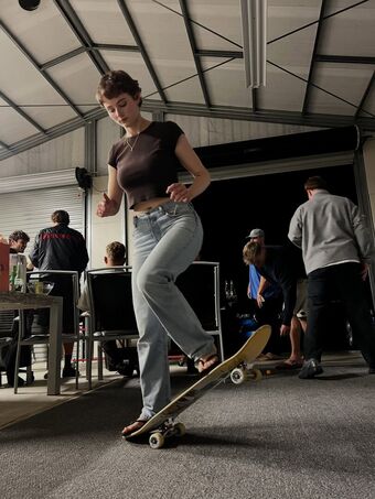 Thomasin McKenzie Nude Leaks OnlyFans Photo 154