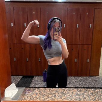 Tyy_Rex Nude Leaks OnlyFans Photo 5