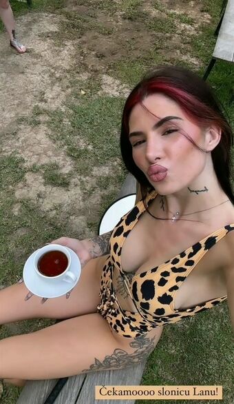 Uki Q Nude Leaks OnlyFans Photo 2