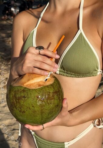 Valeriyastill Nude Leaks OnlyFans Photo 34