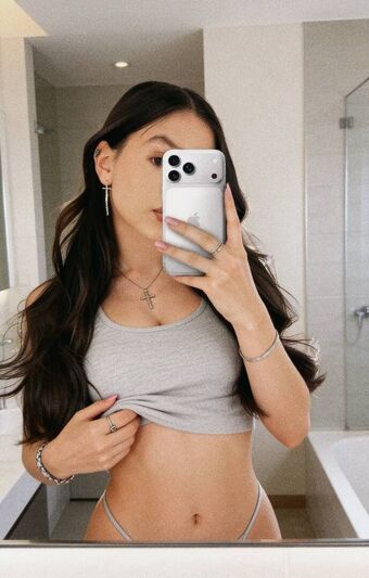 yangamyr Nude Leaks OnlyFans Photo 13