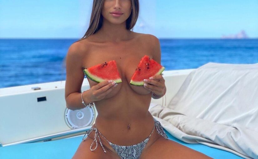 Jennifer Baldini Sexy & Topless Collection (19 Photos)