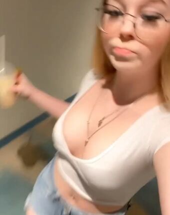 _.raya_nielsen Nude Leaks OnlyFans Photo 4