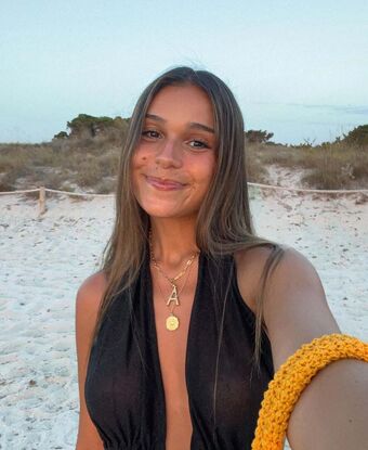 Aina Simon Nude Leaks OnlyFans Photo 6